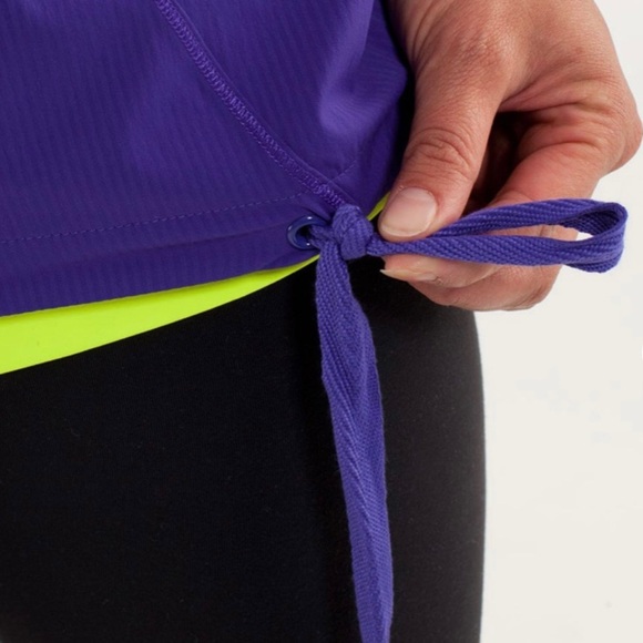 Lululemon Transition Jacket,
Bruised Berry - Picture 9 of 11